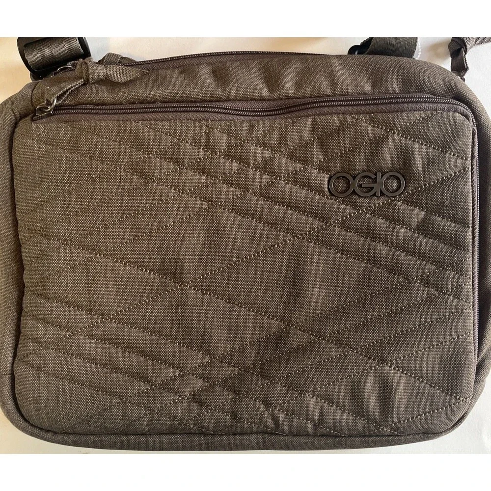 OGIO Tribeca Terra Laptop Bag iPad Tablet Sleeve Brown Messenger 10.25x14x2 Inch